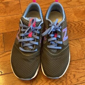 New Balance 711 WX711SP Gray Running Shoes Sneakers Womens Size 9.5